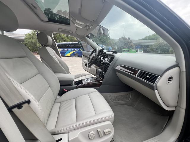 Audi A6L 2009 модификация 2.4L Tech тип – фото 12