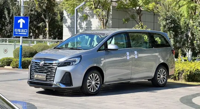 Buick GL8 2023 Model Business class 2.0T Comfort Model