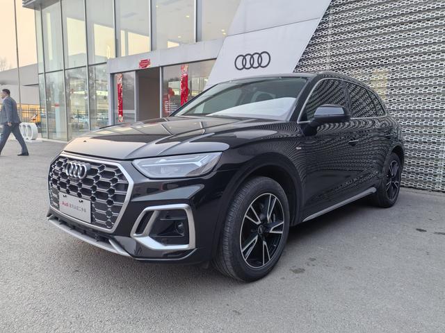 Audi Q5L 2023 40T Style Dynamic – фото 10