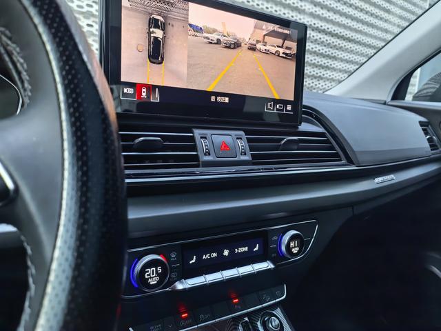 Audi Q5L 2023 40T Style Dynamic – фото 12