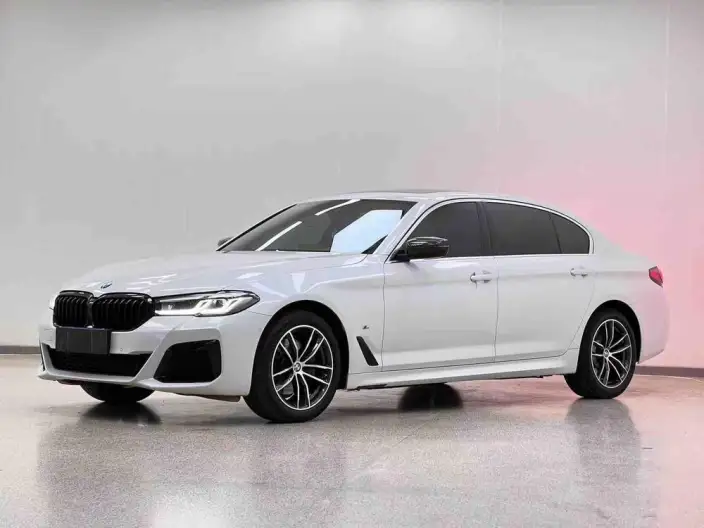 BMW 5 Series 2022 Model Facelift II 525Li M Sports Set