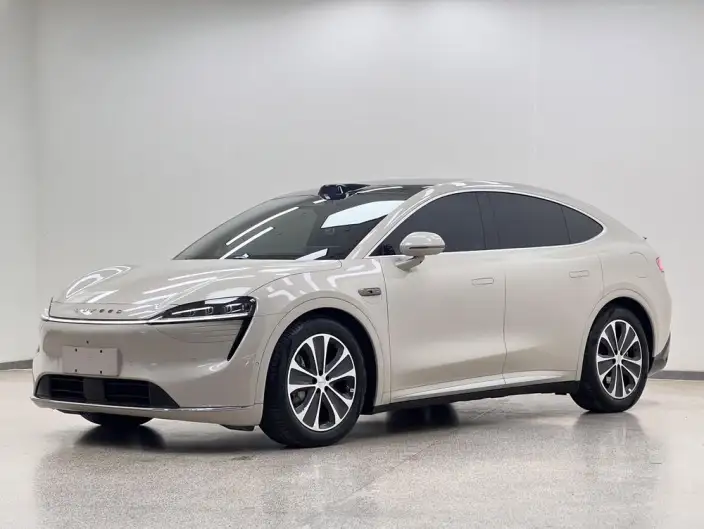 Luxeed R7 2025 Model Extended Range 53.4kWh Max Rear Drive Edition