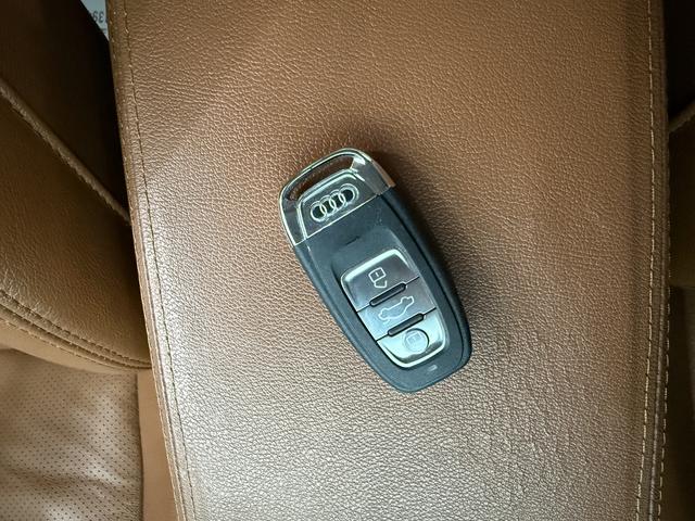 Audi A6L 2016 модификация 30 FSI Tech тип – фото 18
