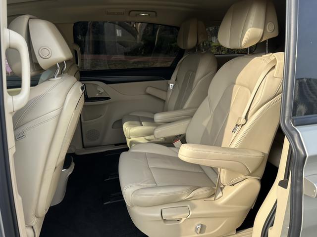 Buick GL8 2023 ES Land Premium 2.0T Prestige – фото 10