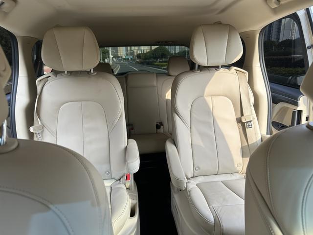 Buick GL8 2023 ES Land Premium 2.0T Prestige – фото 11