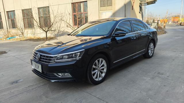 Volkswagen Passat 2017 330TSI DSG Prestige – фото 1