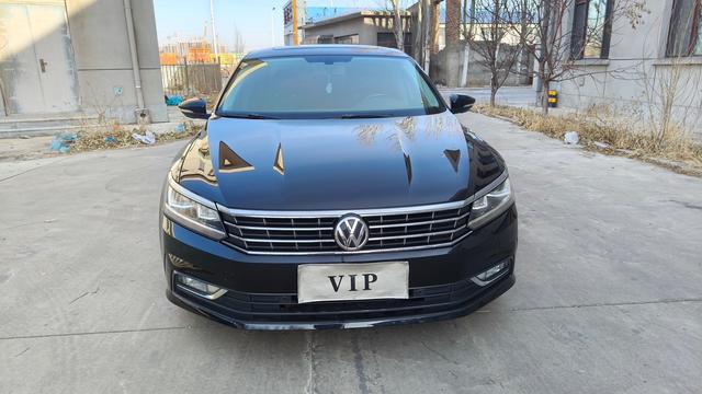 Volkswagen Passat 2017 330TSI DSG Prestige – фото 2