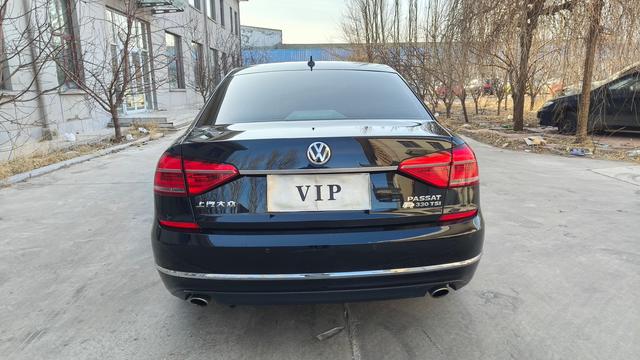 Volkswagen Passat 2017 330TSI DSG Prestige – фото 5