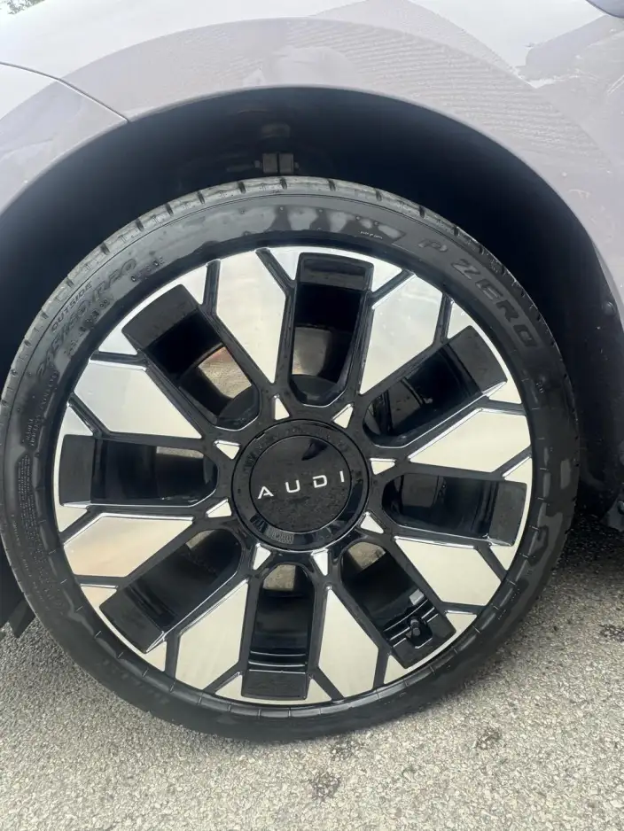AUDI E5 Sportback 2026 Model Flagship quattro Model