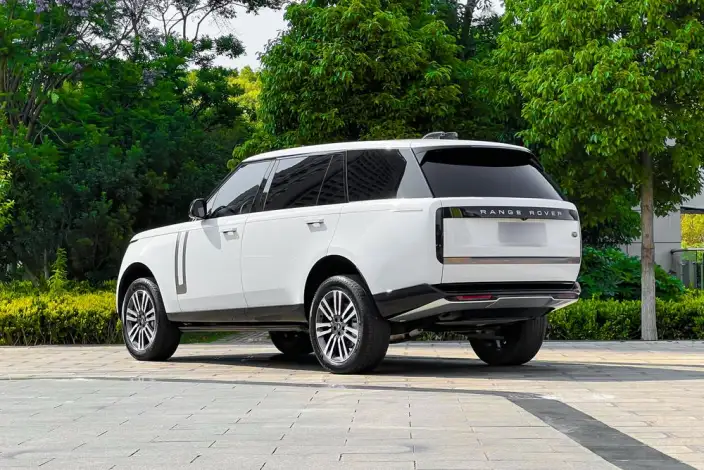 Range Rover 2024 Model 3.0 L6 400PS Shengshi Extended Edition