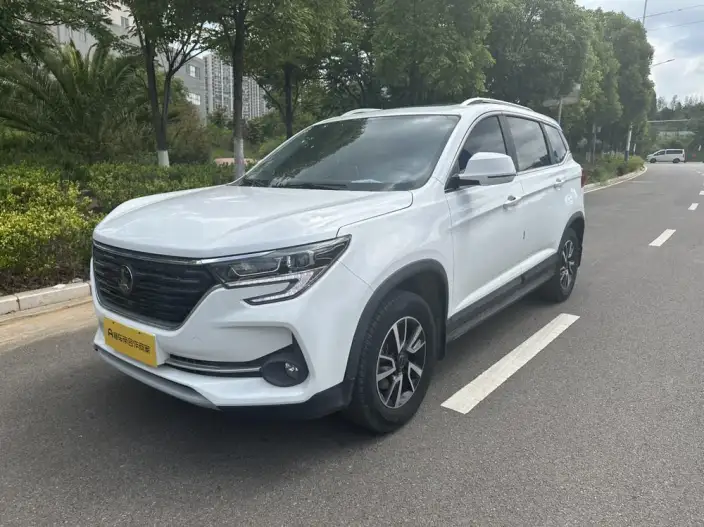 Forthing T5 2021 Model 1.5T Automatic Comfort Model