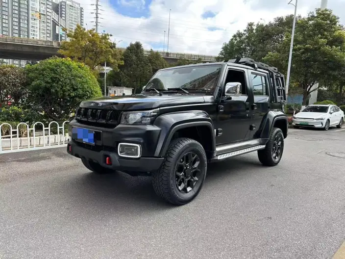 BAIC BJ40 2023 Model 2.0D Automatic 4WD Blade Hero Edition Warrior Model