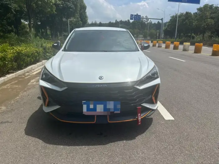 Yixuan 2023 Model Mach Version 1.5L Automatic Chasing the Wind version