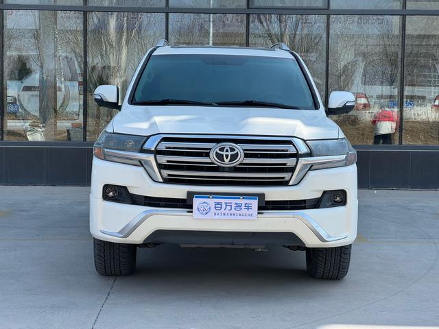 Land Cruiser 2010 модификация 4.7L автоматическое VX – фото 3