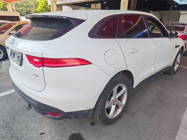Jaguar F-PACE 2016 модификация 2.0T 2WD Urban Exclusive Edition – фото 4