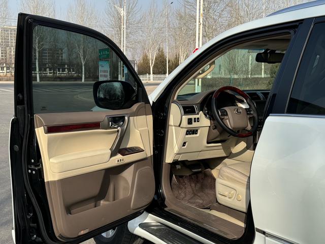Lexus GX 2010 модификация 460 – фото 9