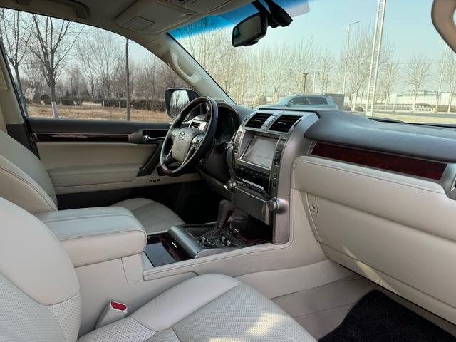 Lexus GX 2010 модификация 460 – фото 16