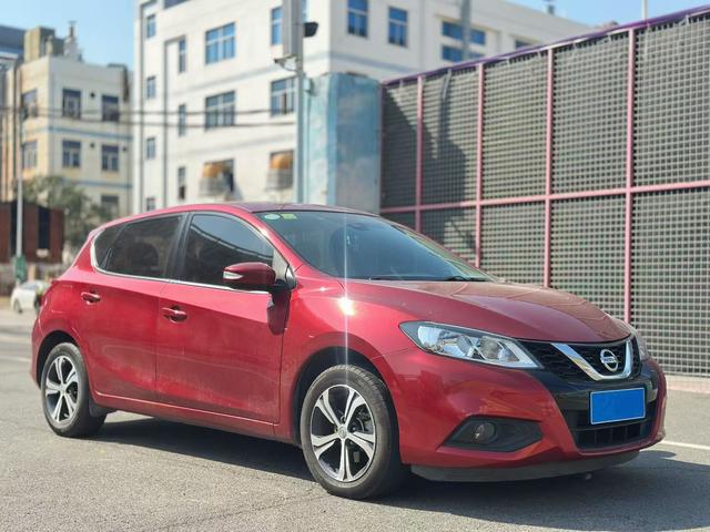 Nissan Tiida 2016 1.6L CVT Cool Move – фото 3