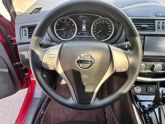 Nissan Tiida 2016 1.6L CVT Cool Move – фото 4