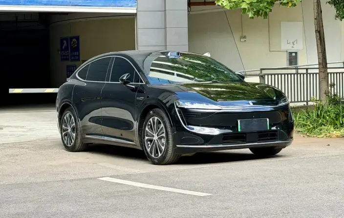Luxeed R7 2024 Model Extended Range 37kWh Max Rear Drive Edition