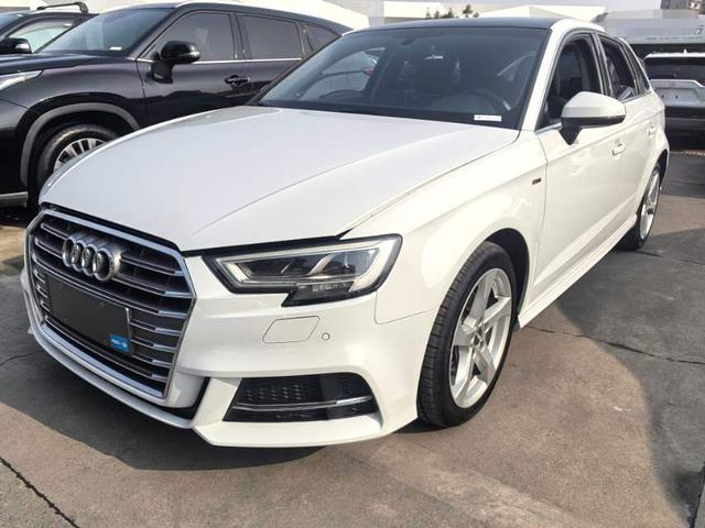 Audi A3 2020 Sportback 35 TFSI Style China VI – фото 1