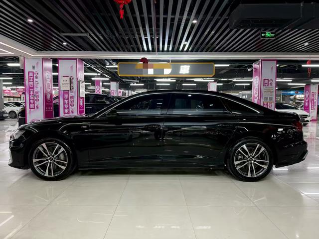 Audi A6L 2022 40 TFSI Luxury Sport – фото 3
