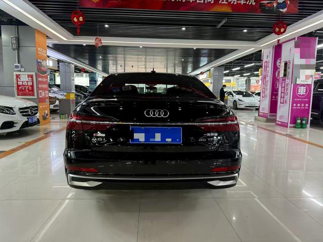 Audi A6L 2022 40 TFSI Luxury Sport – фото 5
