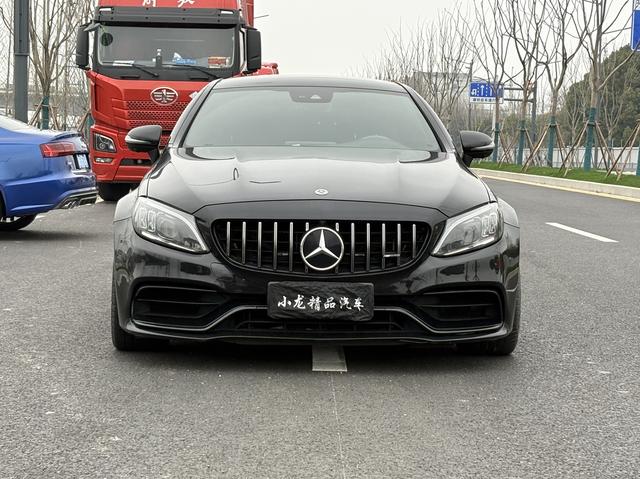 Mercedes-Benz C-Class AMG Модель 2019 года AMG C 63 Coupe – фото 2