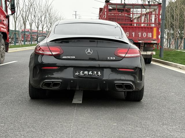Mercedes-Benz C-Class AMG Модель 2019 года AMG C 63 Coupe – фото 6