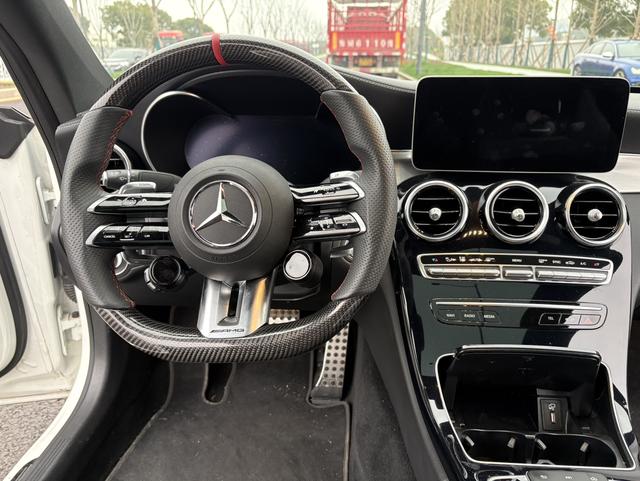 Mercedes-Benz C-Class AMG Модель 2019 года AMG C 63 Coupe – фото 15