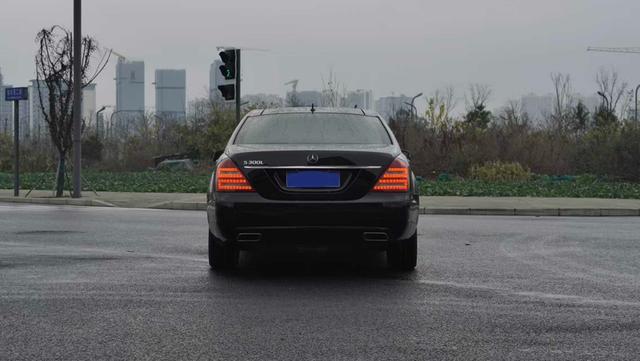 Mercedes-Benz S-Class 2010 S 300 L Business – фото 3