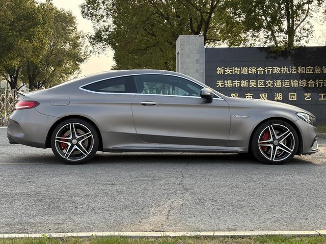 Mercedes-Benz C-Class AMG 2016 модификация AMG C 63 Coupe – фото 8