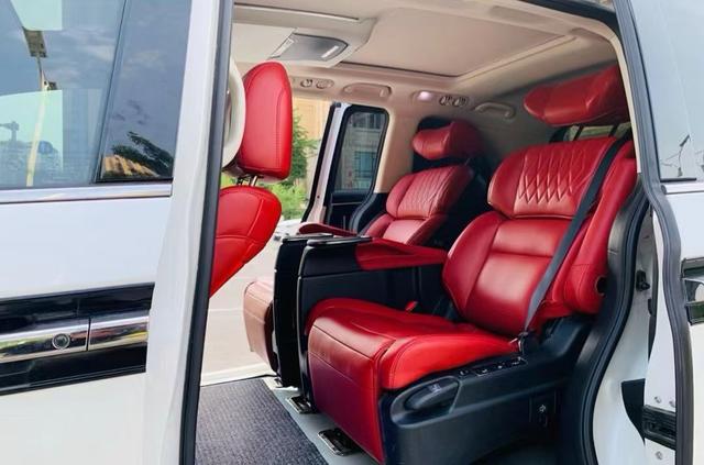 Honda Elysion 2019 2.0L Sharp Hybrid Luxury – фото 6