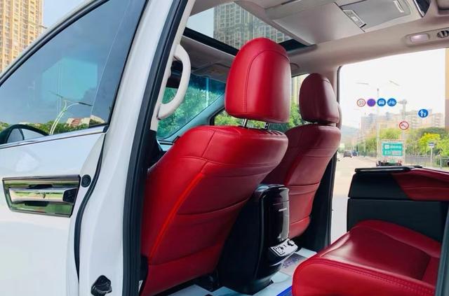 Honda Elysion 2019 2.0L Sharp Hybrid Luxury – фото 7