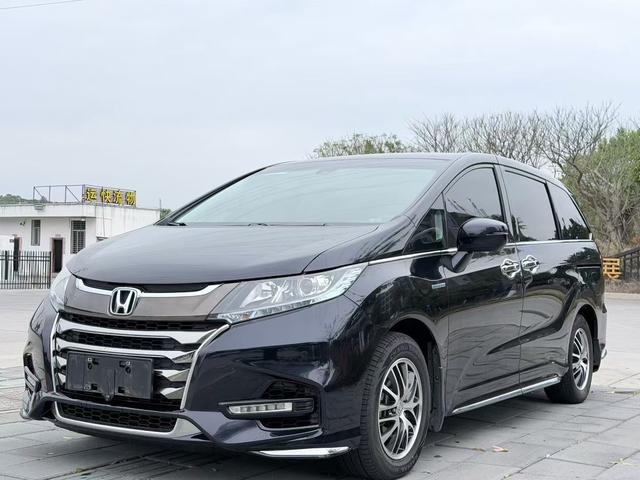 Honda Odyssey 2021 2.0L Hybrid Comfort – фото 1