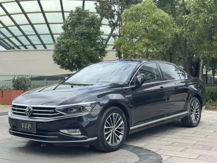 Volkswagen Magotan 2021 Model 330TSI DSG 30th Anniversary Memorial Edition