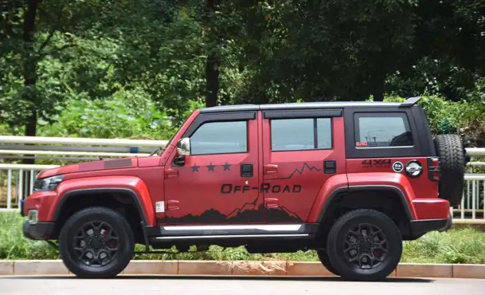 BAIC BJ40 2023 Model 2.0D Automatic 4WD Blade Hero Edition Warrior Model
