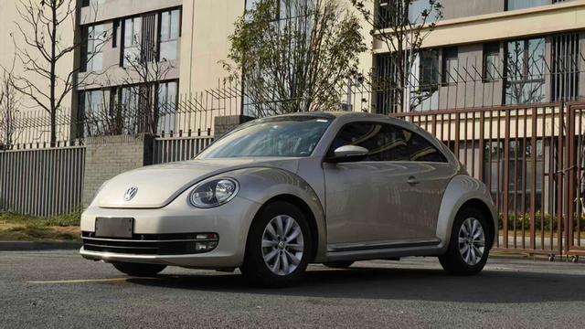 Beetle 2013 модификация 1.4TSI Com f ort