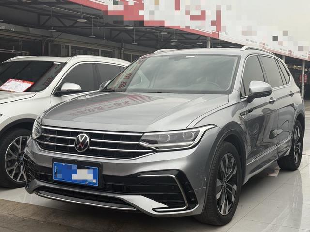 Volkswagen Tiguan L 2022 330TSI Automatic 2WD R-Line Enjoy – фото 1