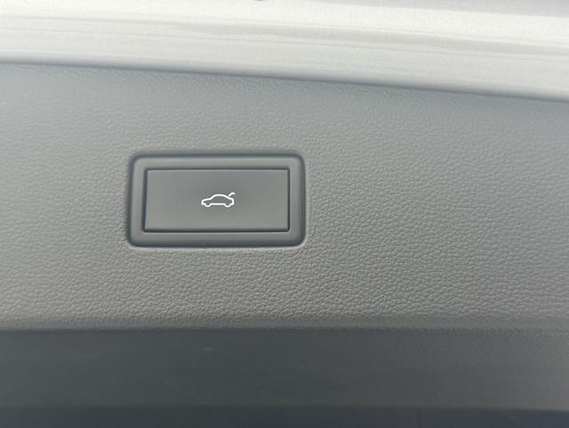 Volkswagen Tiguan L 2022 330TSI Automatic 2WD R-Line Enjoy – фото 13
