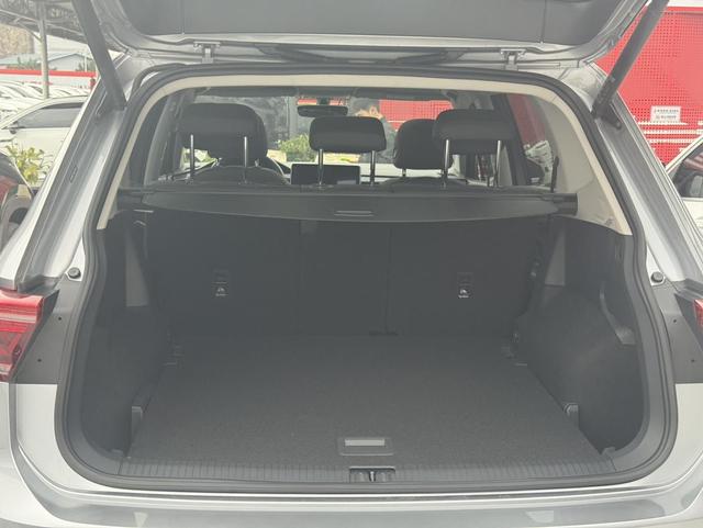 Volkswagen Tiguan L 2022 330TSI Automatic 2WD R-Line Enjoy – фото 15