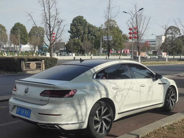 Volkswagen CC 2021 380TSI Eye-Catching – фото 4