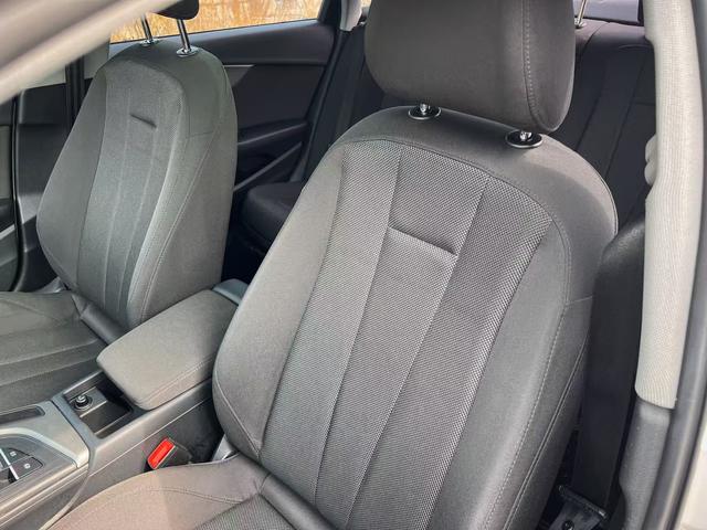 Audi A4L 2019 40 TFSI Entry China VI – фото 6