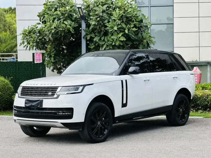 Range Rover 2023 Model 3.0 L6 400PS Shengshi VII seat Extended Edition