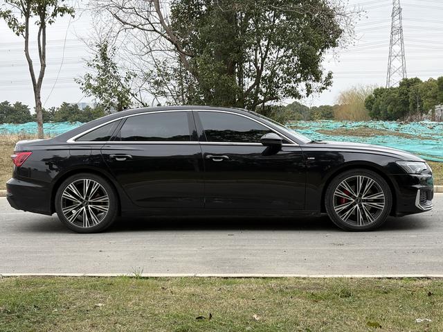 Audi A6L 2022 45 TFSI Select Dynamic – фото 4