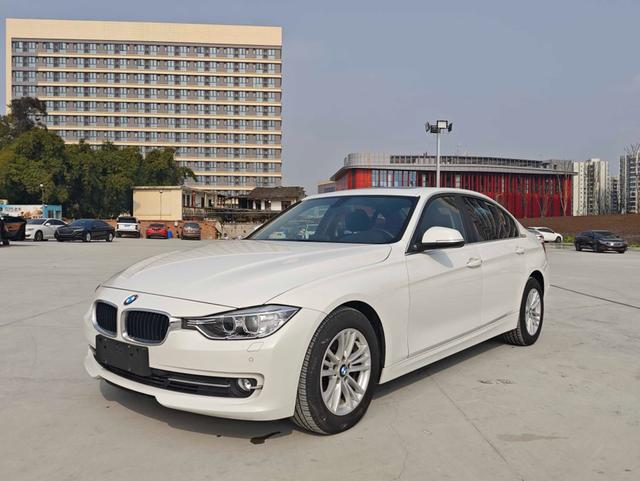 BMW 3 Series 2014 320Li Fashion – фото 1