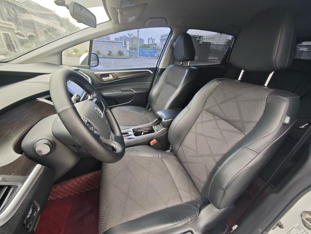 Honda Jade 2014 модификация 1.8L автоматическое Com f ort Elite Edition 5 seat – фото 8