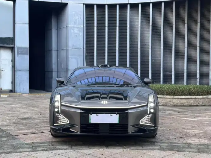 HiPhi Z 2023 Model 4 seat Edition