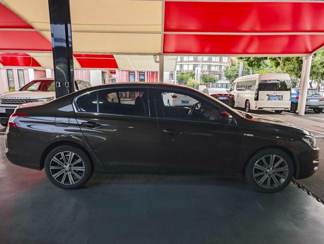 Peugeot 408 2015 1.2T Automatic Luxury – фото 7
