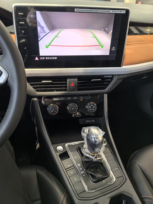 Volkswagen Bora 2025 Model 200TSI DSG Joy PRO Edition – фото 8